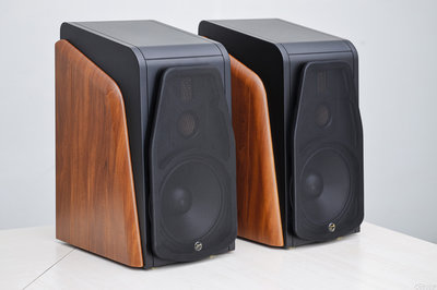 惠威M500有源HiFi音箱圖賞 能聽黑膠的音箱，聲學與美學的雙重奏
